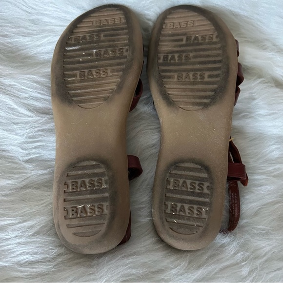Bass Women's Burgundy Strappy Leather Sandals - Picture 5 of 5